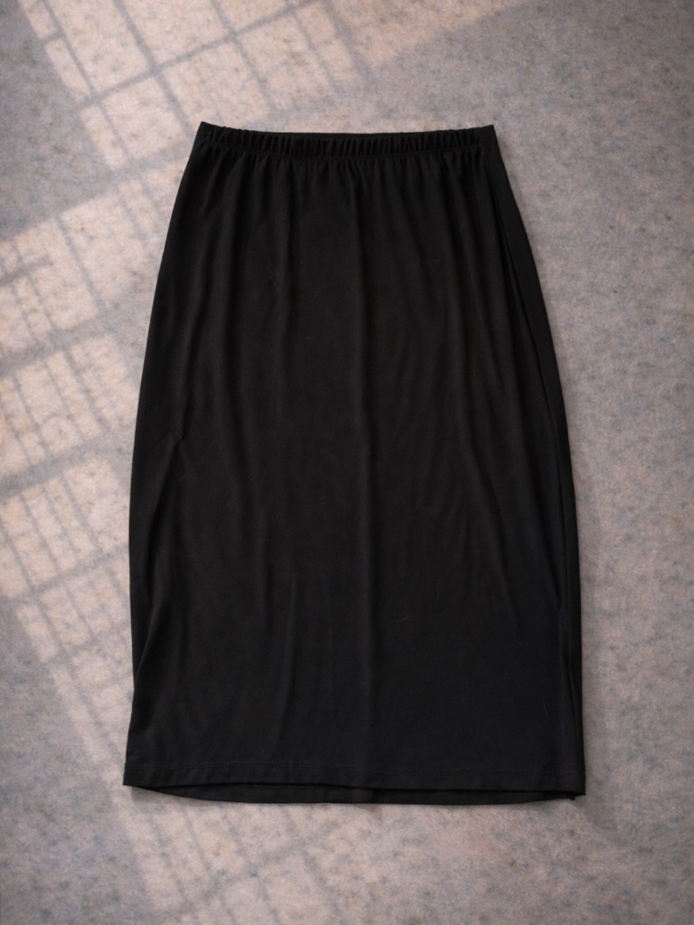 90s Vintage Black Midi Skirt Minimalist Chic Elastic Waist Classic